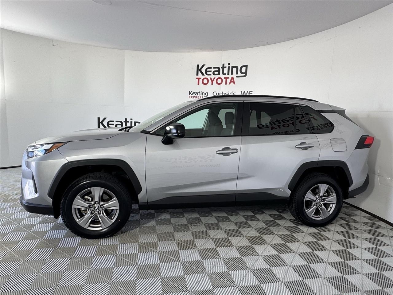 Toyota RAV4 Hybrid LE 2025