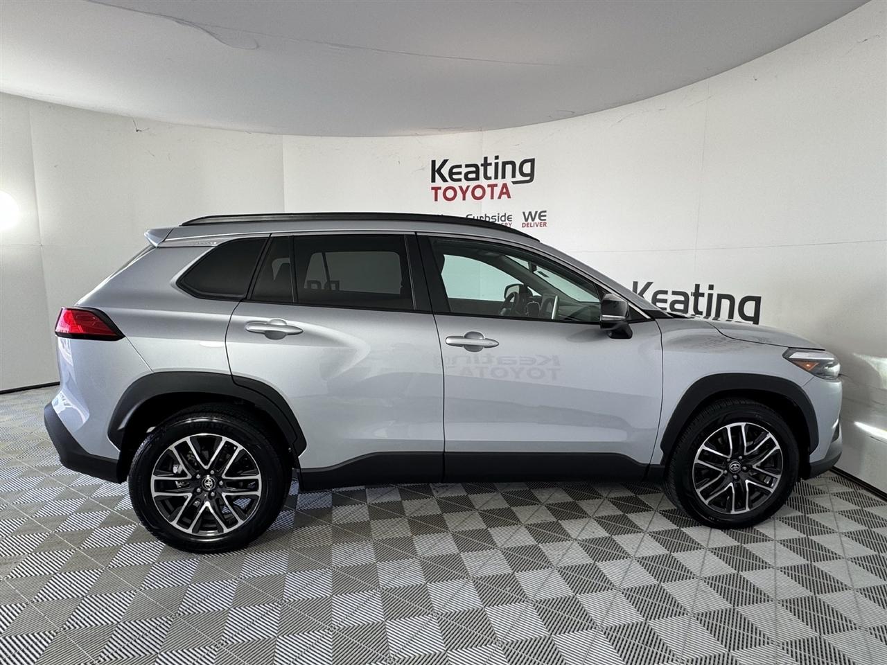 Toyota Corolla Cross XLE 2026