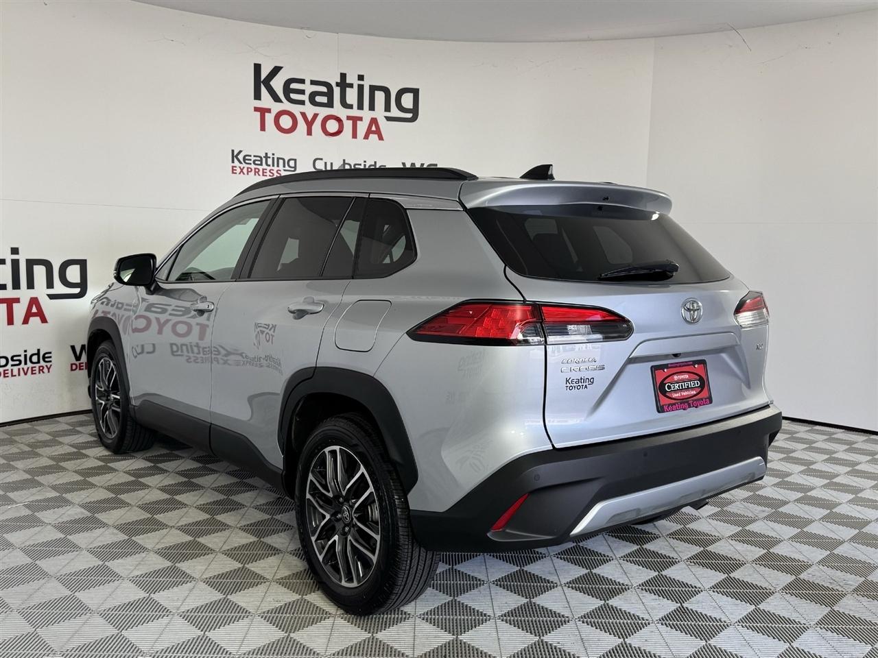 Toyota Corolla Cross XLE 2026