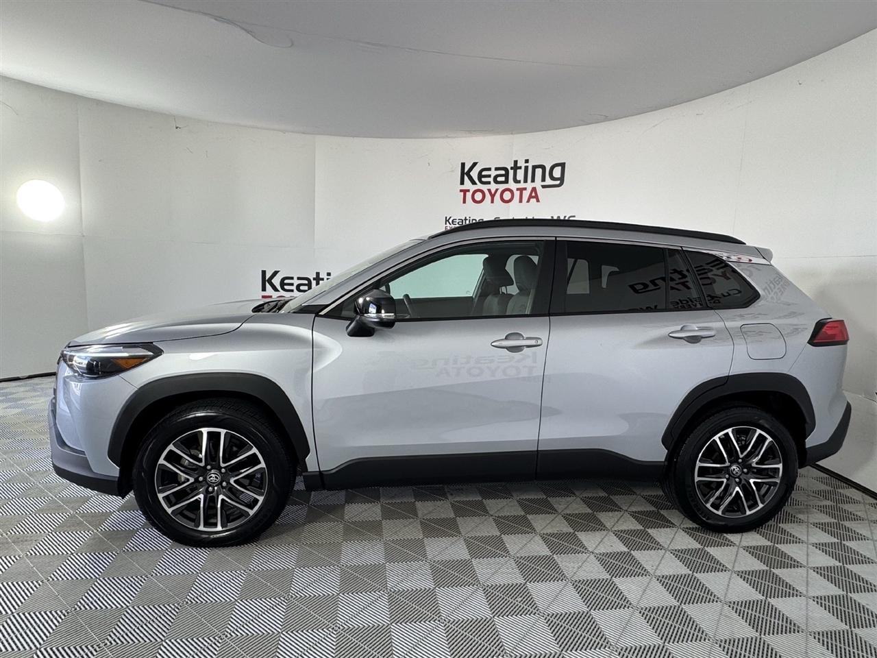 Toyota Corolla Cross XLE 2026
