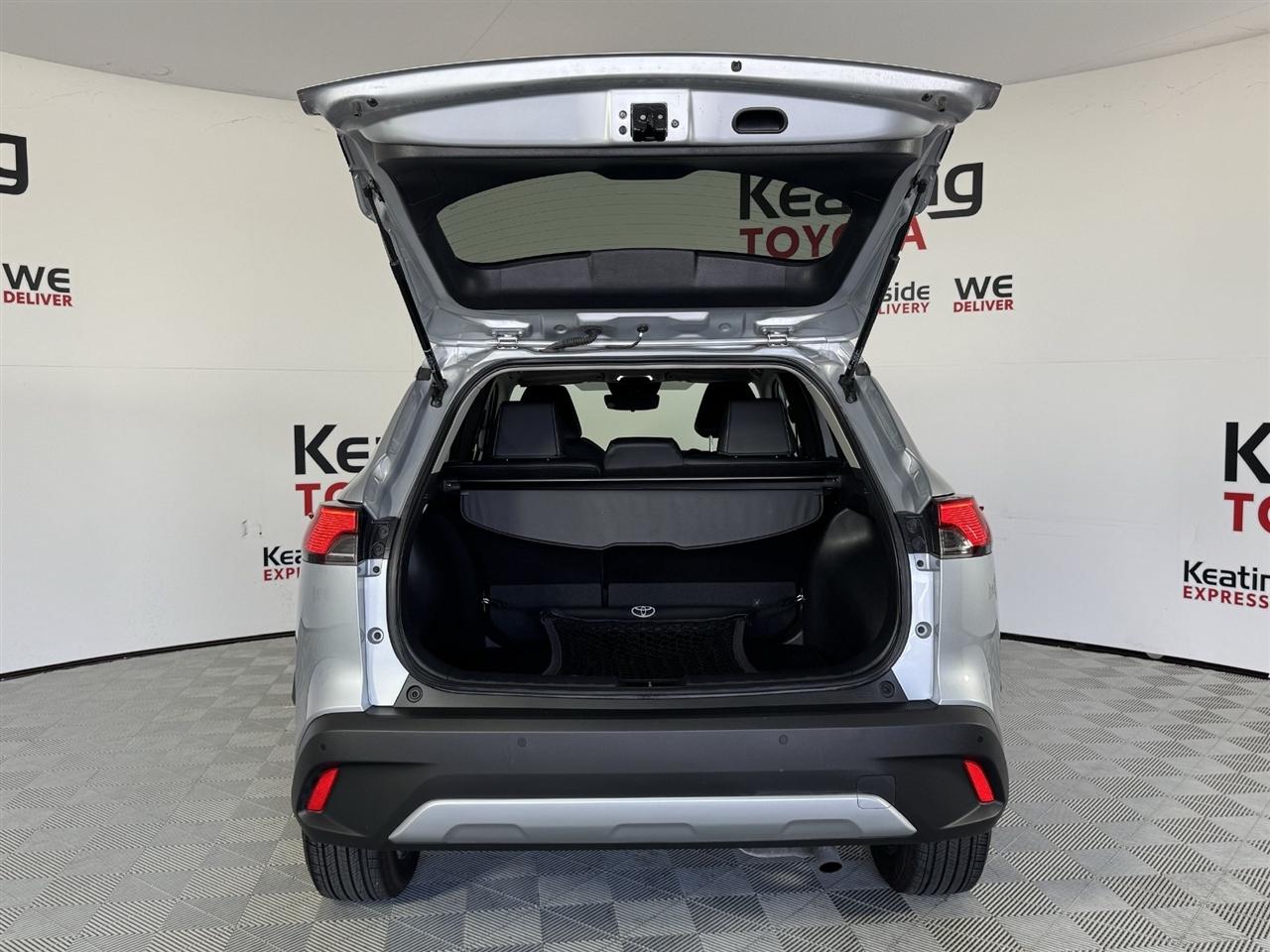 Toyota Corolla Cross XLE 2026