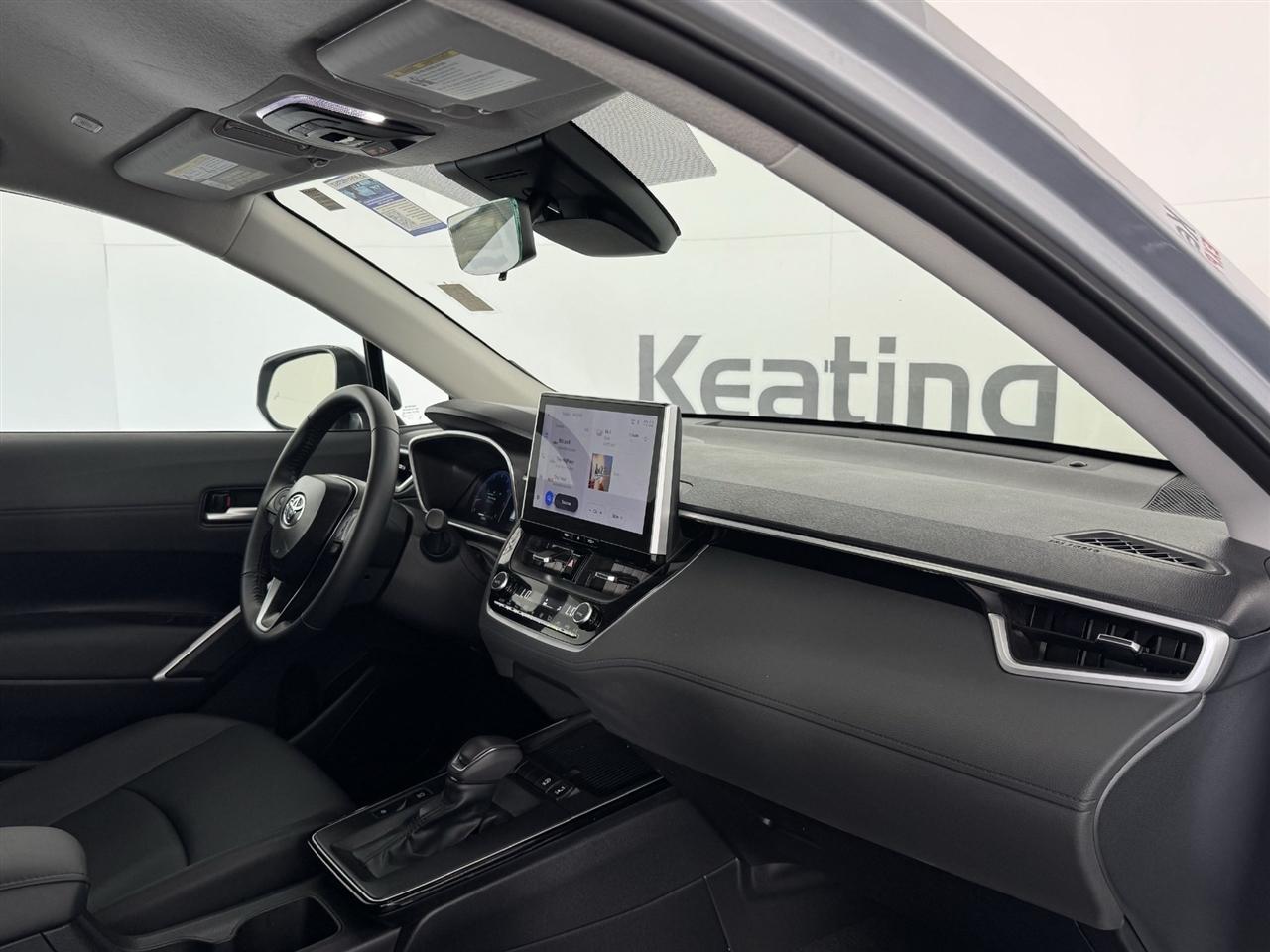 Toyota Corolla Cross XLE 2026