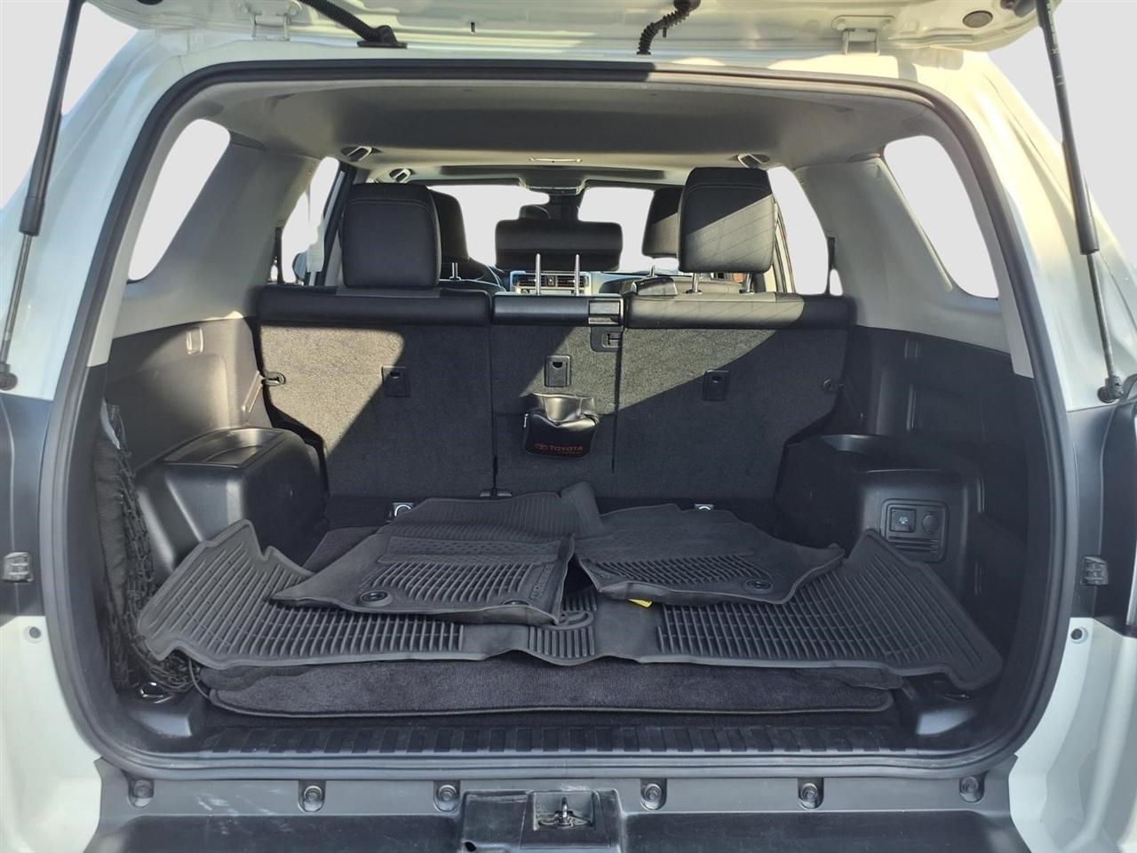 Toyota 4Runner SR5 Premium 4WD 2022
