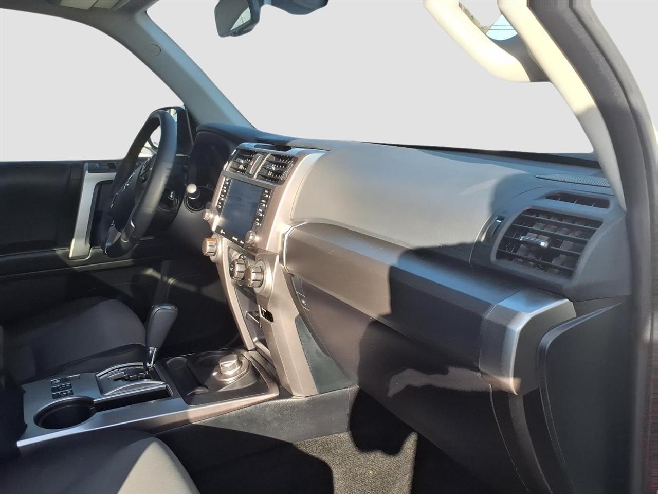 Toyota 4Runner SR5 Premium 4WD 2022