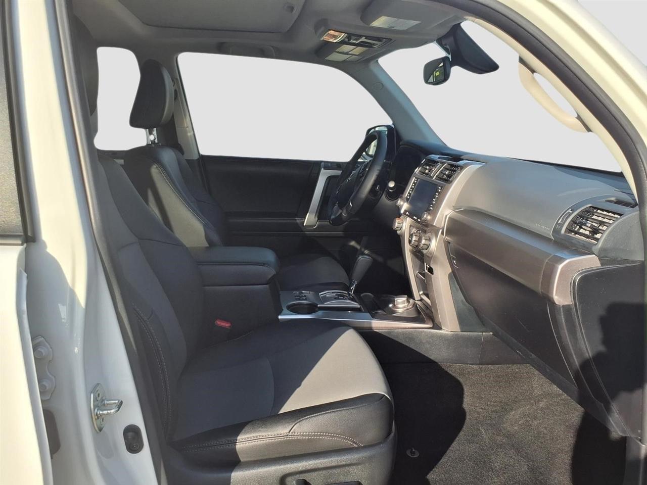 Toyota 4Runner SR5 Premium 4WD 2022