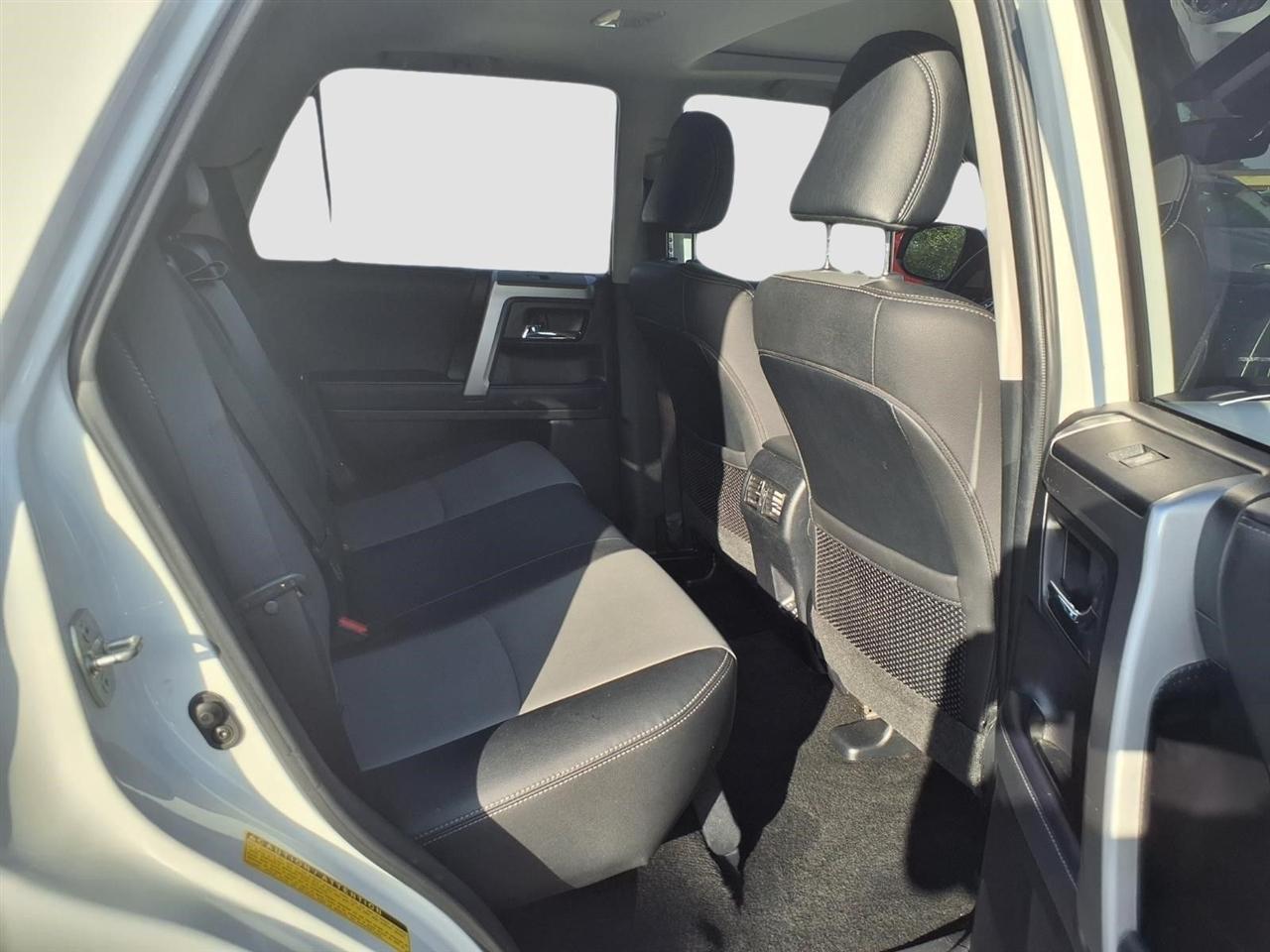 Toyota 4Runner SR5 Premium 4WD 2022