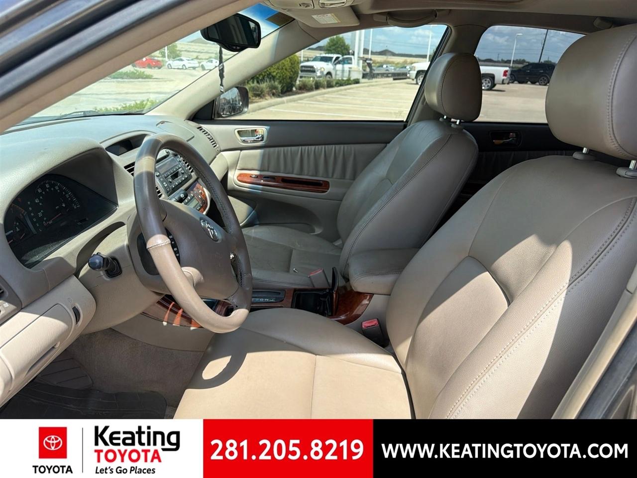 Toyota Camry LE 2002