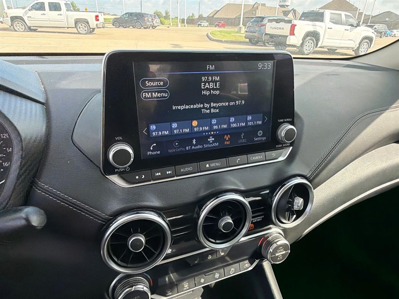 Nissan Sentra SV 2022