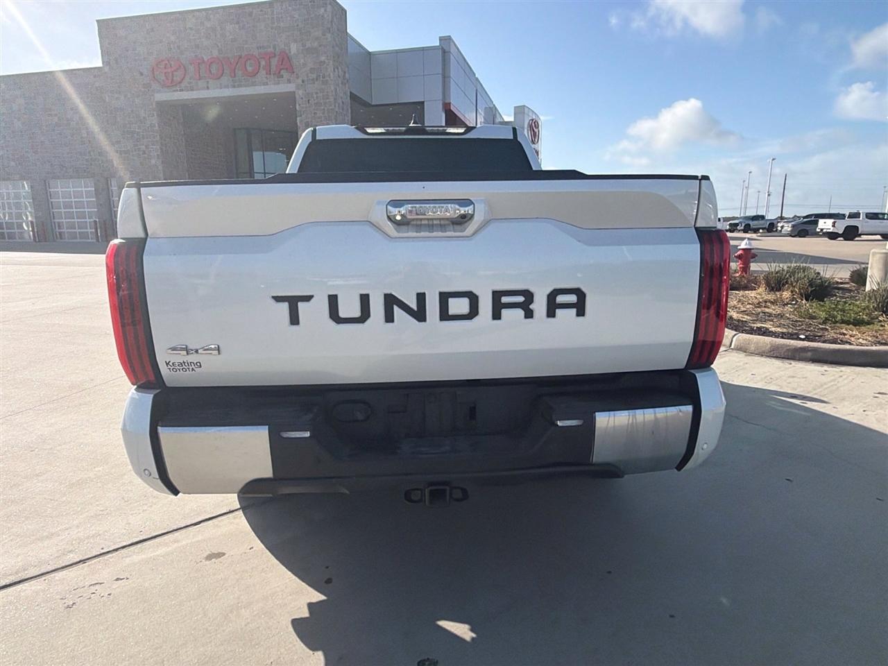 Toyota Tundra Limited CrewMax 4WD 2024