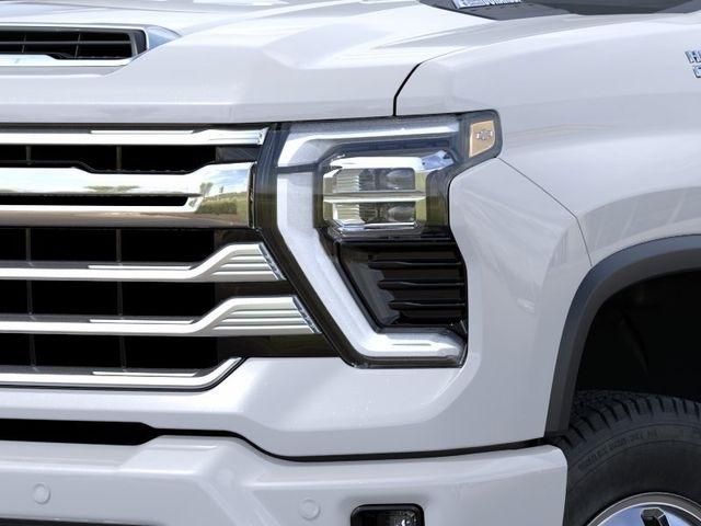 Chevrolet Silverado 3500HD High Country Crew Cab 4WD 2026