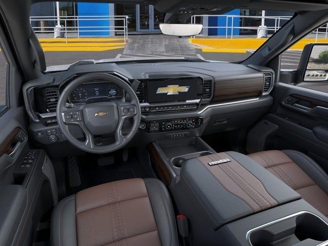 Chevrolet Silverado 3500HD High Country Crew Cab 4WD 2026