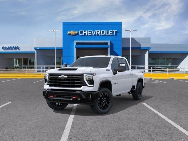 Chevrolet Silverado 2500HD LT Crew Cab Long Box 4WD 2026
