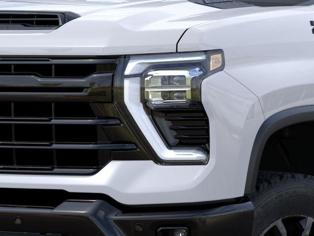 Chevrolet Silverado 2500HD LT Crew Cab Long Box 4WD 2026