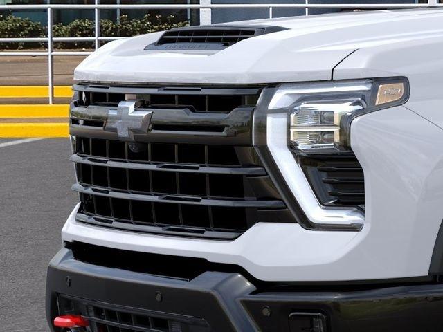 Chevrolet Silverado 2500HD LT Crew Cab Long Box 4WD 2026
