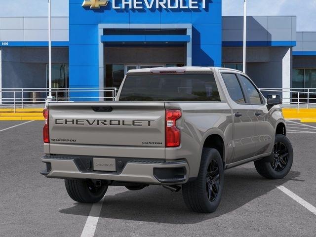 Chevrolet Silverado 1500 Custom Crew Cab 2WD 2026
