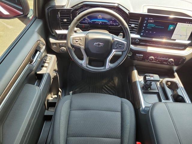 Chevrolet Silverado 1500 RST Crew Cab 4WD 2025