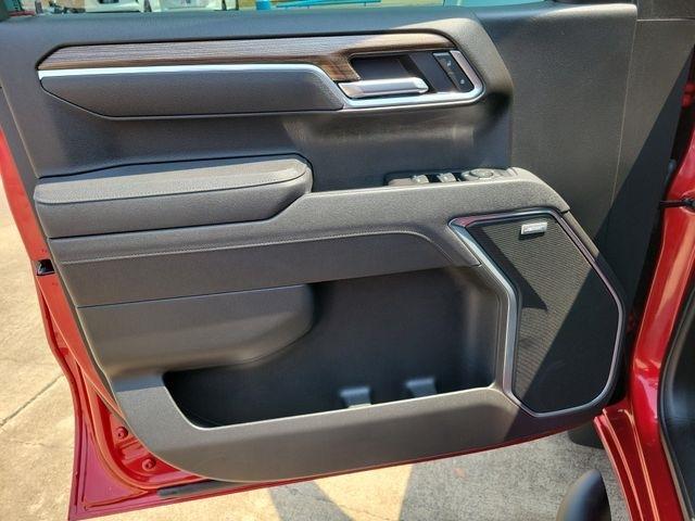 Chevrolet Silverado 1500 RST Crew Cab 4WD 2025