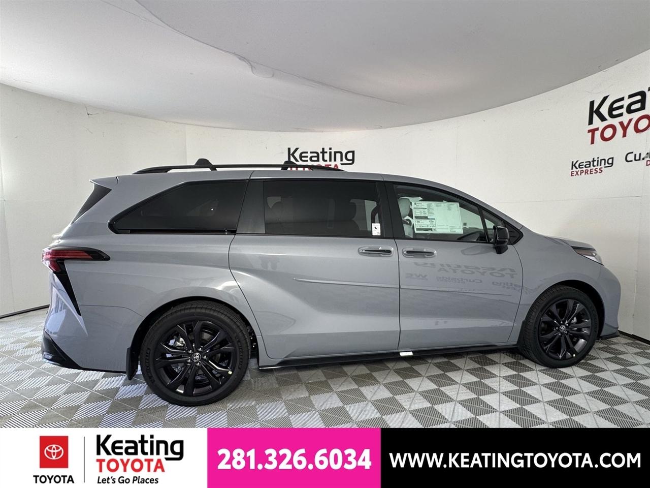 Toyota Sienna XSE 7-Passenger 2026