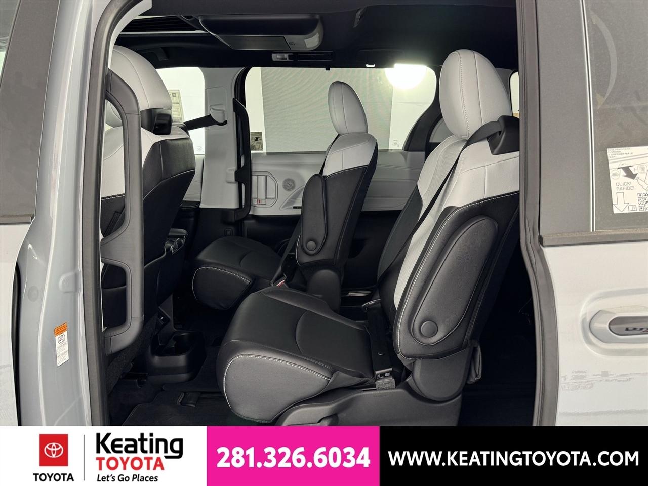 Toyota Sienna XSE 7-Passenger 2026