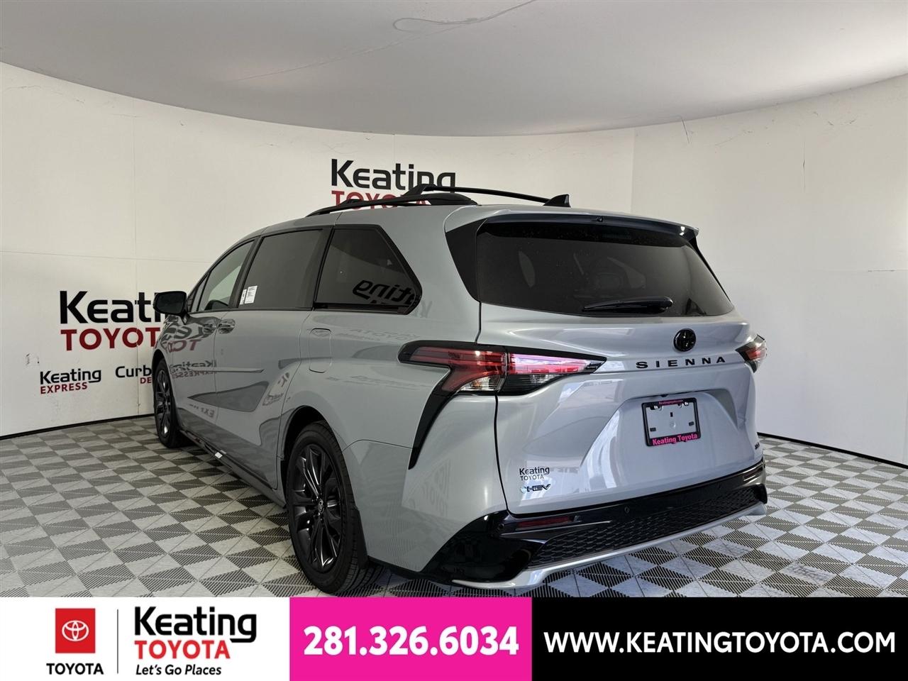 Toyota Sienna XSE 7-Passenger 2026