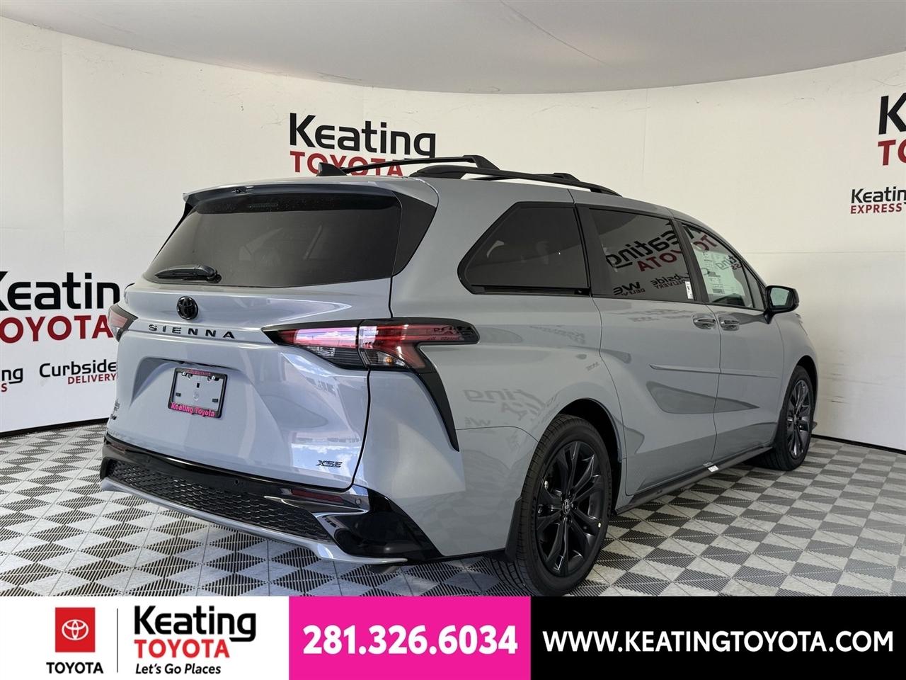 Toyota Sienna XSE 7-Passenger 2026