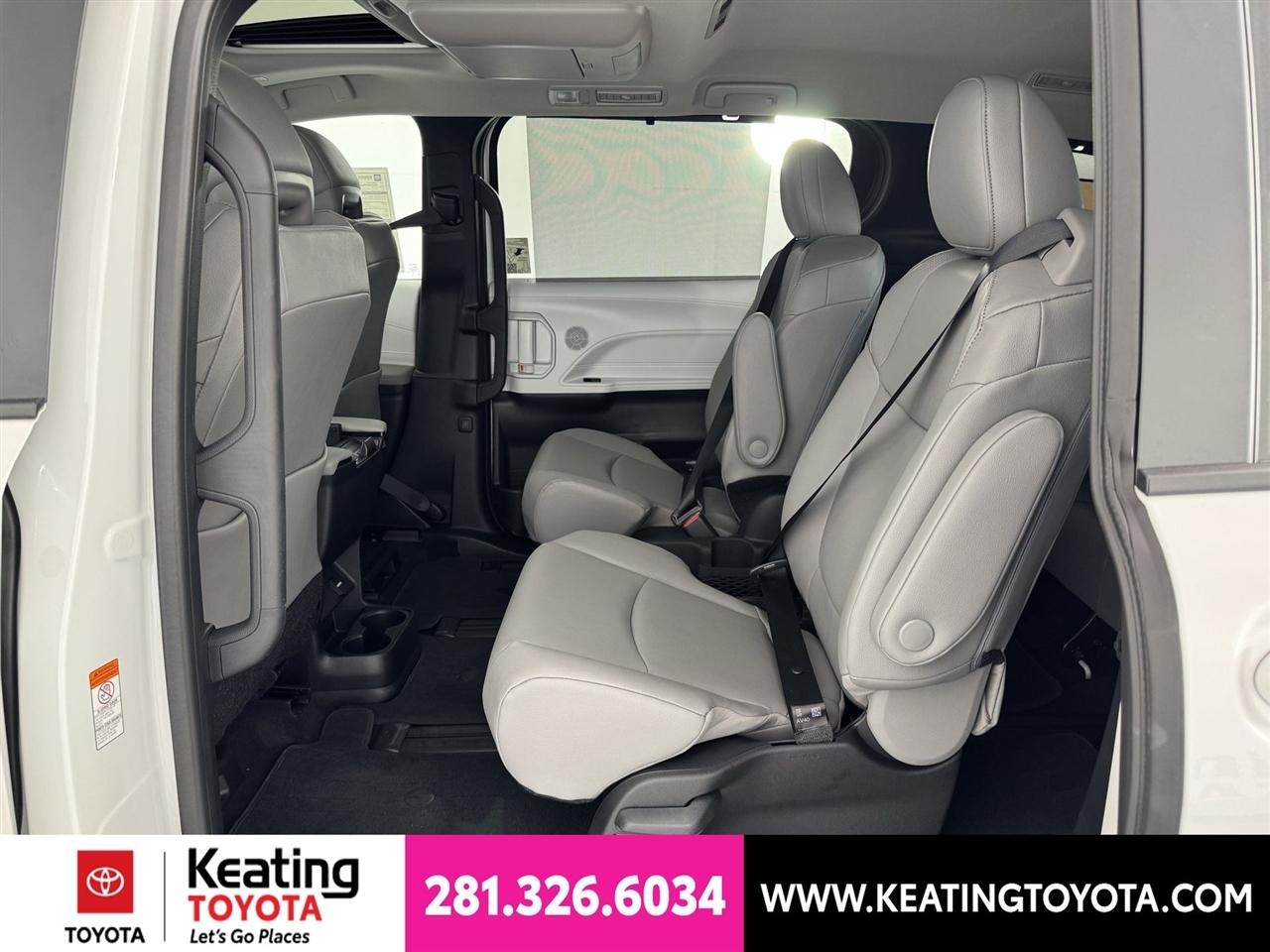 Toyota Sienna XLE 7-Passenger 2026