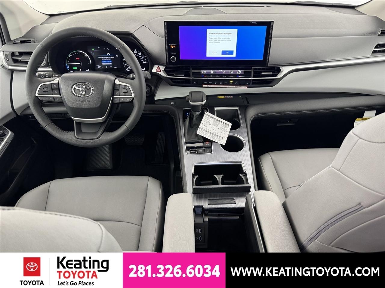 Toyota Sienna XLE 7-Passenger 2026