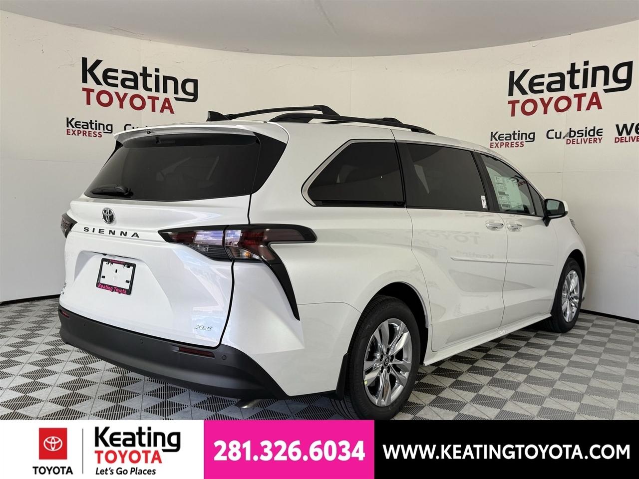 Toyota Sienna XLE 7-Passenger 2026