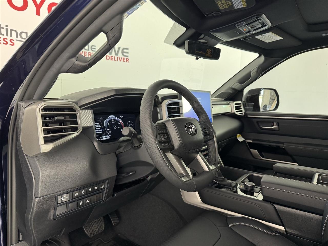 Toyota Tundra Limited CrewMax 2WD 2026
