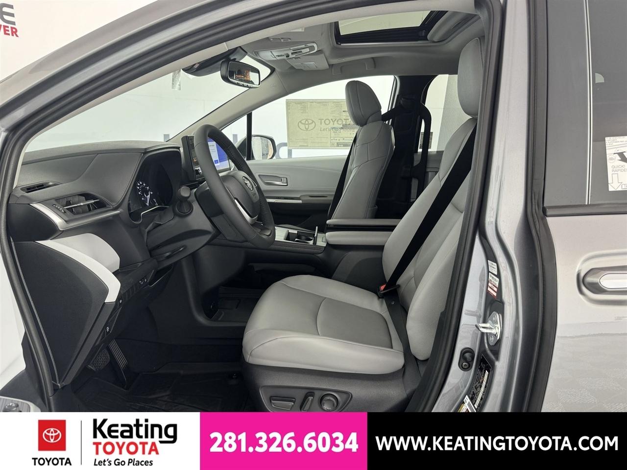 Toyota Sienna XLE 7-Passenger 2026