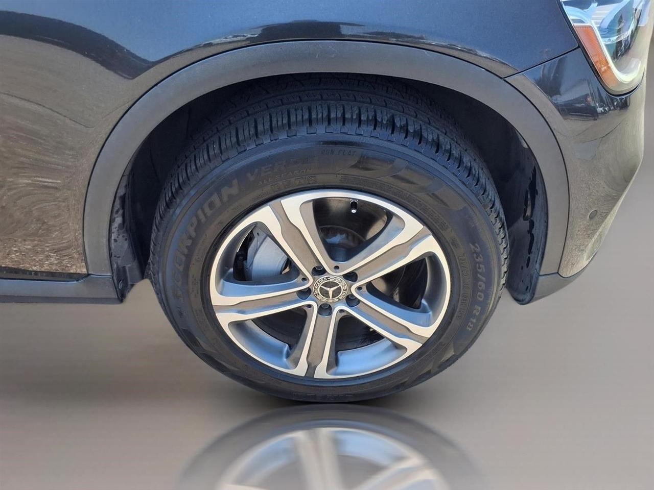 Mercedes-Benz GLC-Class GLC300 2021