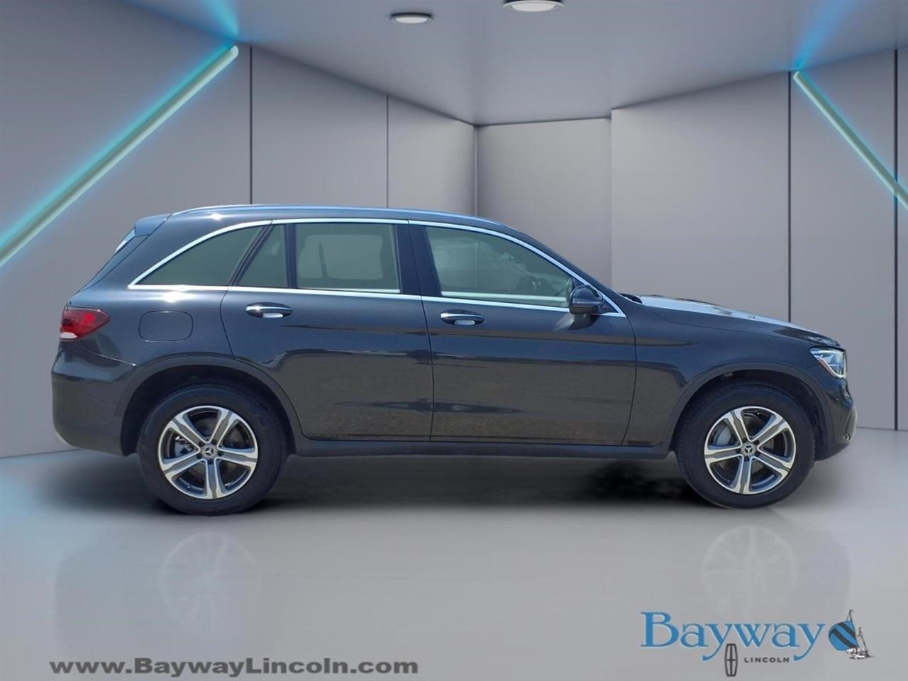 Mercedes-Benz GLC-Class GLC300 2021