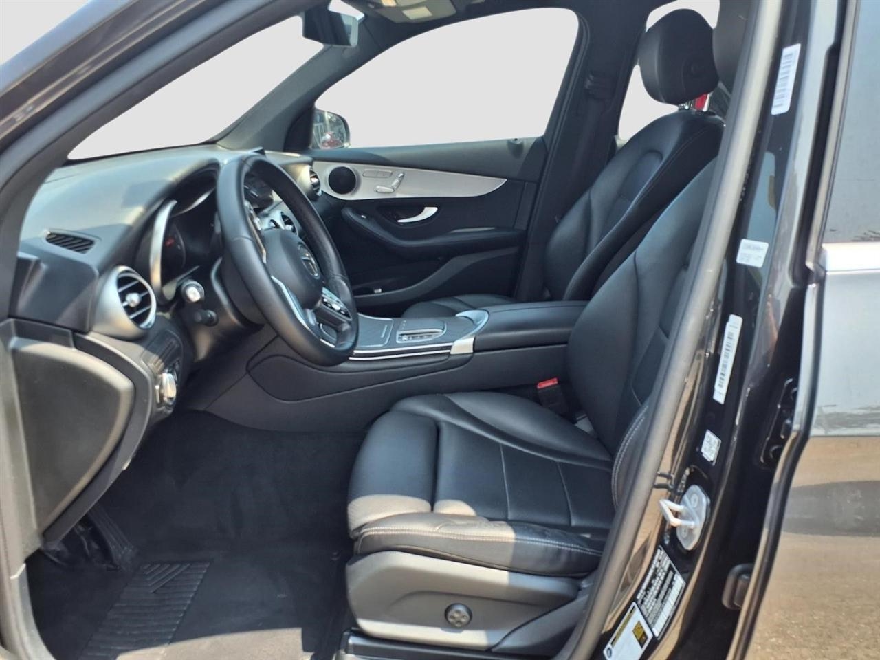 Mercedes-Benz GLC-Class GLC300 2021