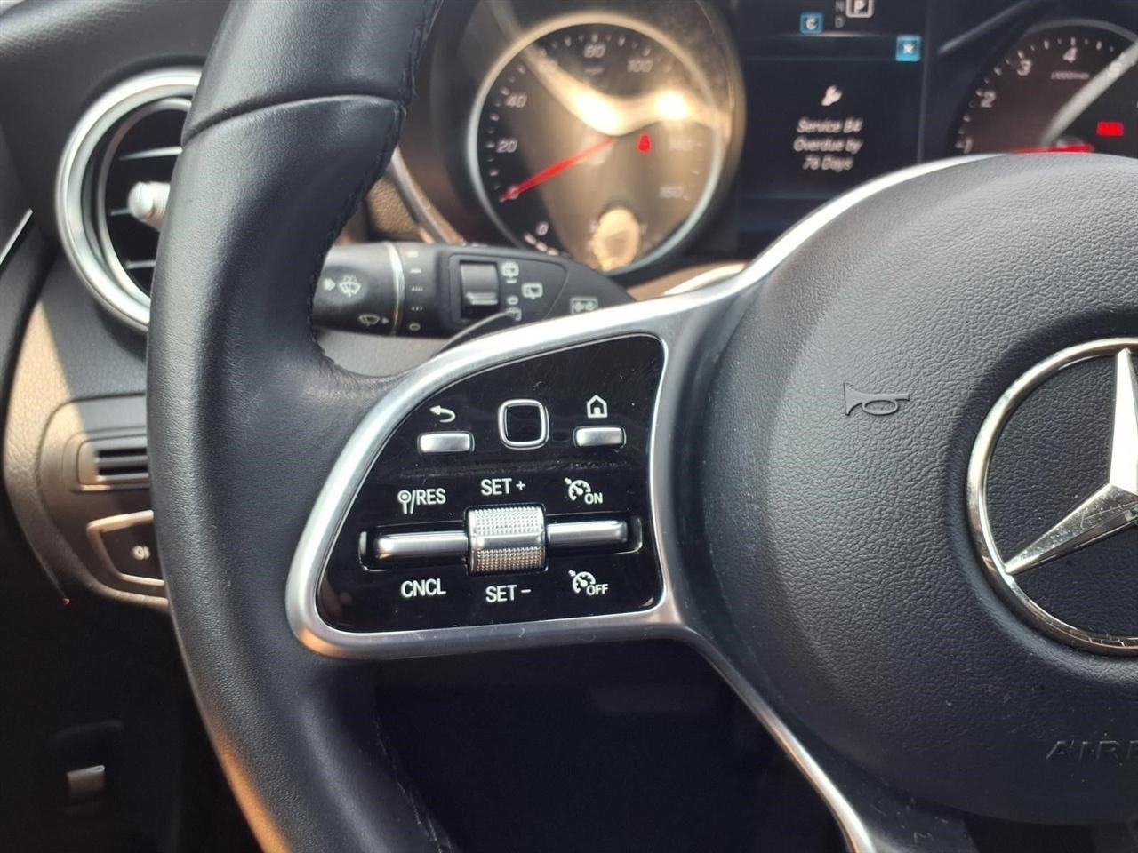 Mercedes-Benz GLC-Class GLC300 2021