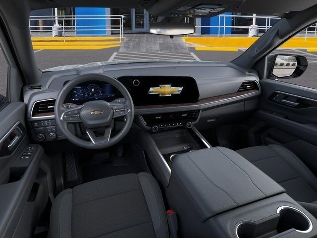 Chevrolet Suburban LS 2026