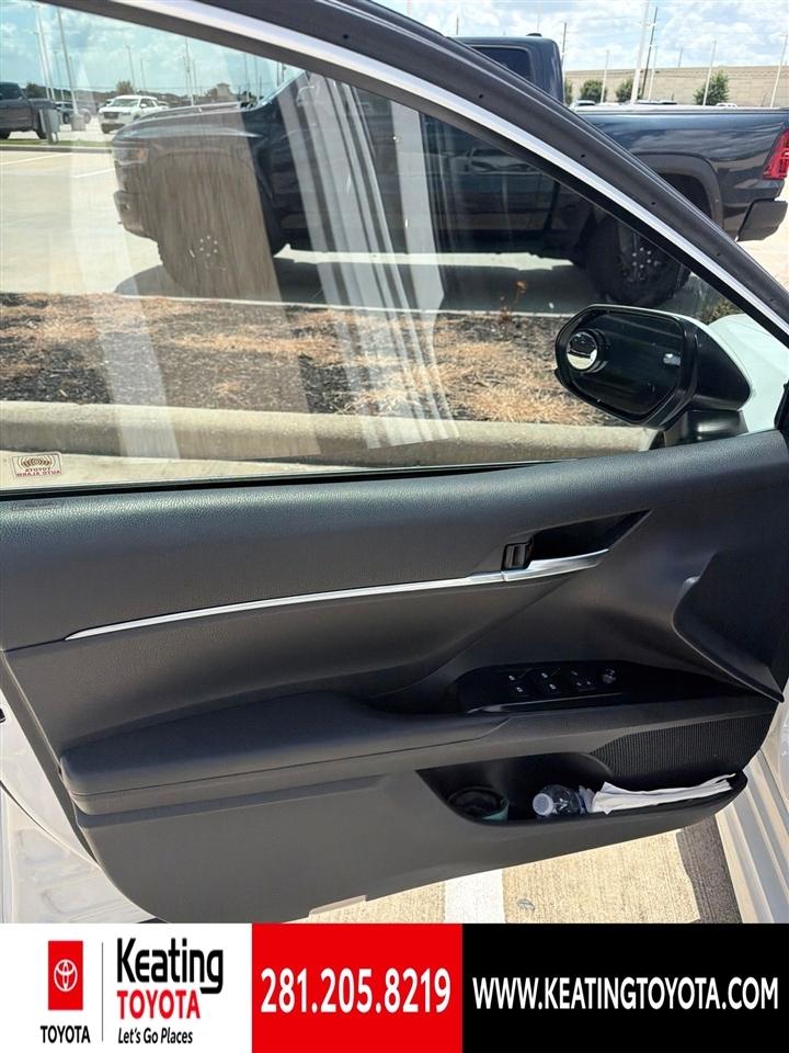 Toyota Camry SE 2019