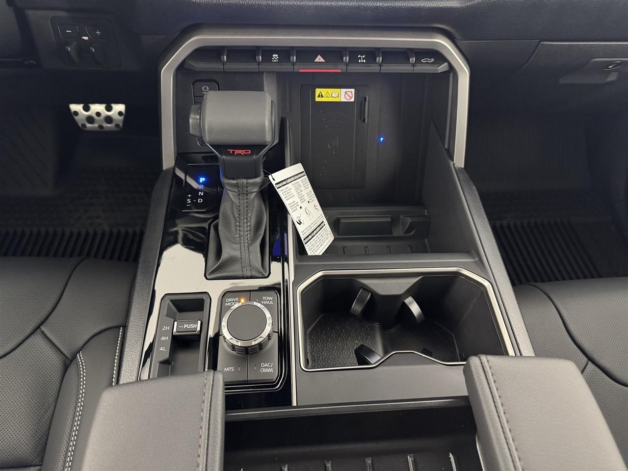 Toyota Tundra SR5 CrewMax 4WD 2026