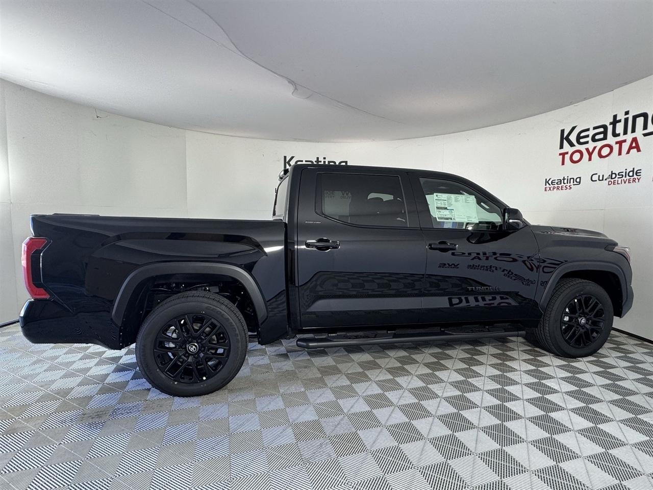 Toyota Tundra Limited CrewMax 2WD 2026