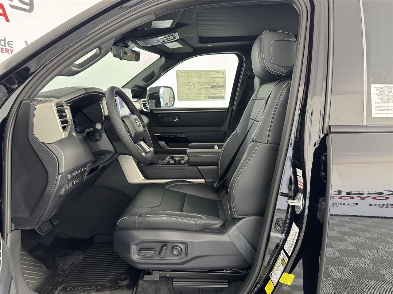 Toyota Tundra Limited CrewMax 2WD 2026