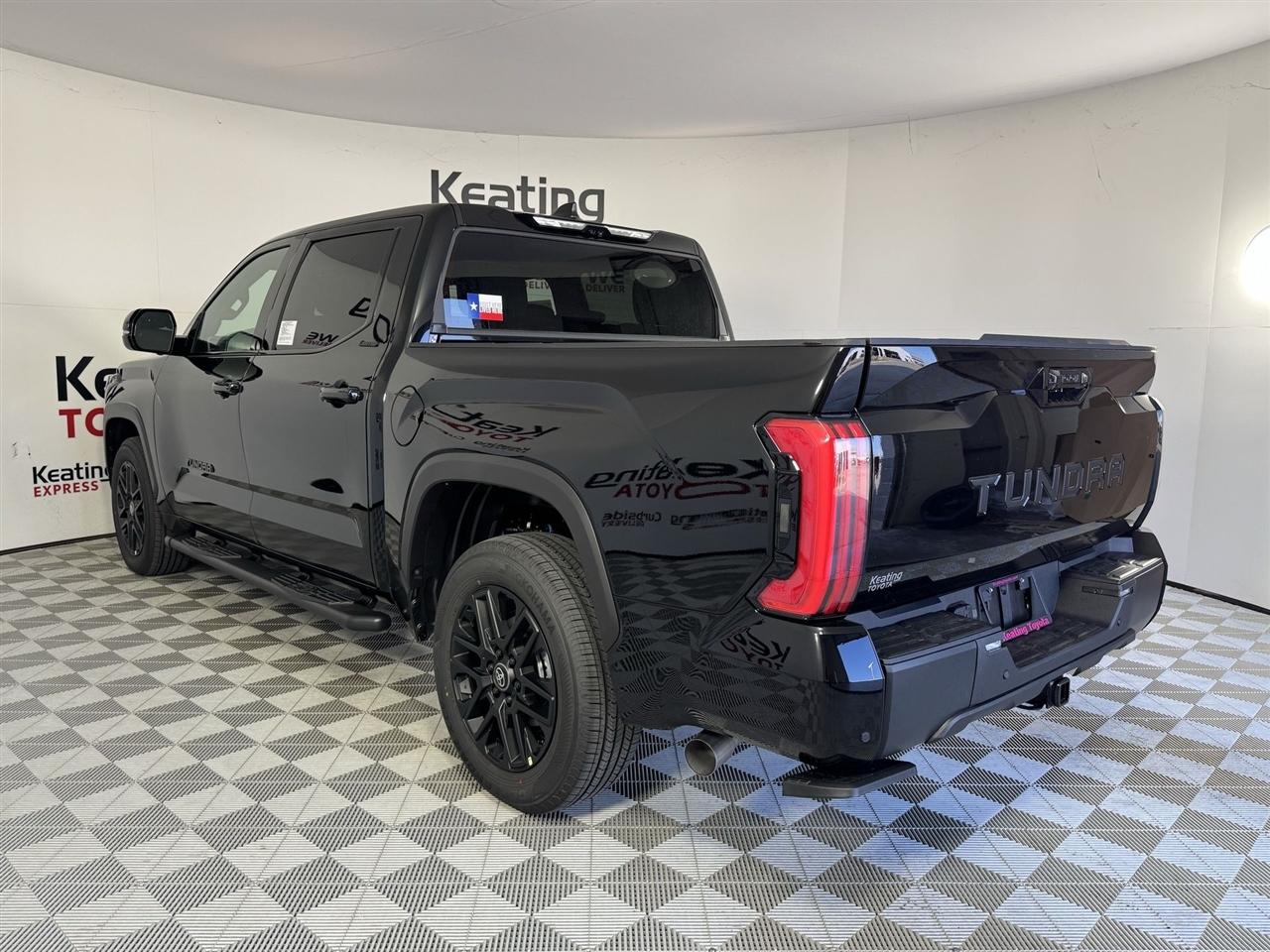 Toyota Tundra Limited CrewMax 2WD 2026