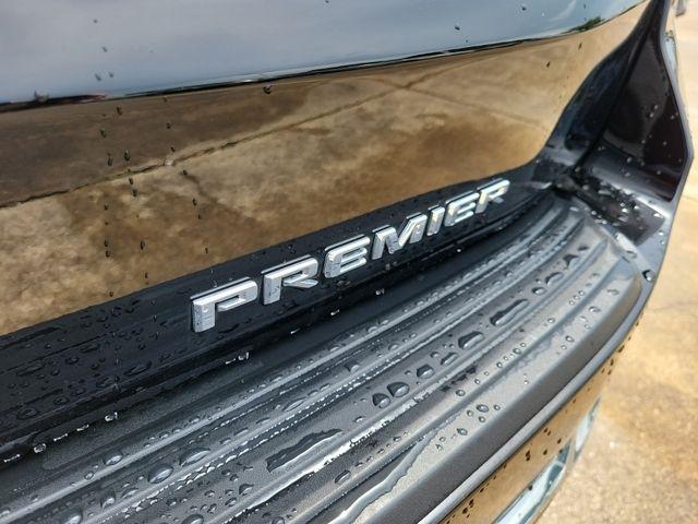 Chevrolet Suburban Premier 4WD 2026