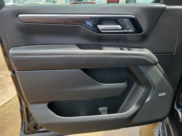 Chevrolet Suburban Premier 4WD 2026