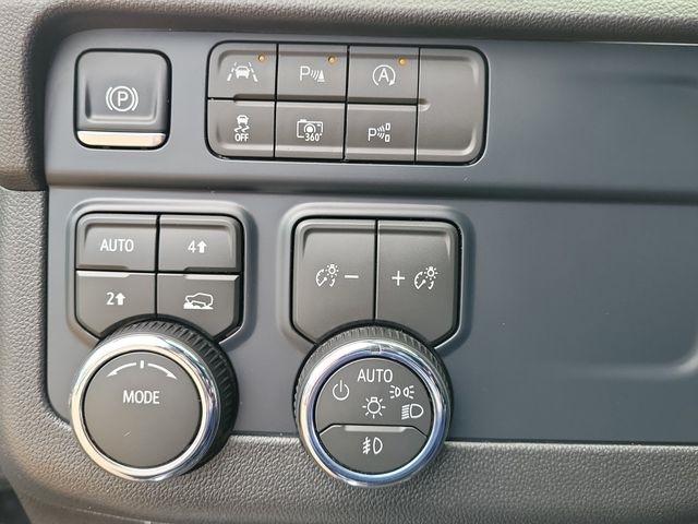 Chevrolet Suburban Premier 4WD 2026