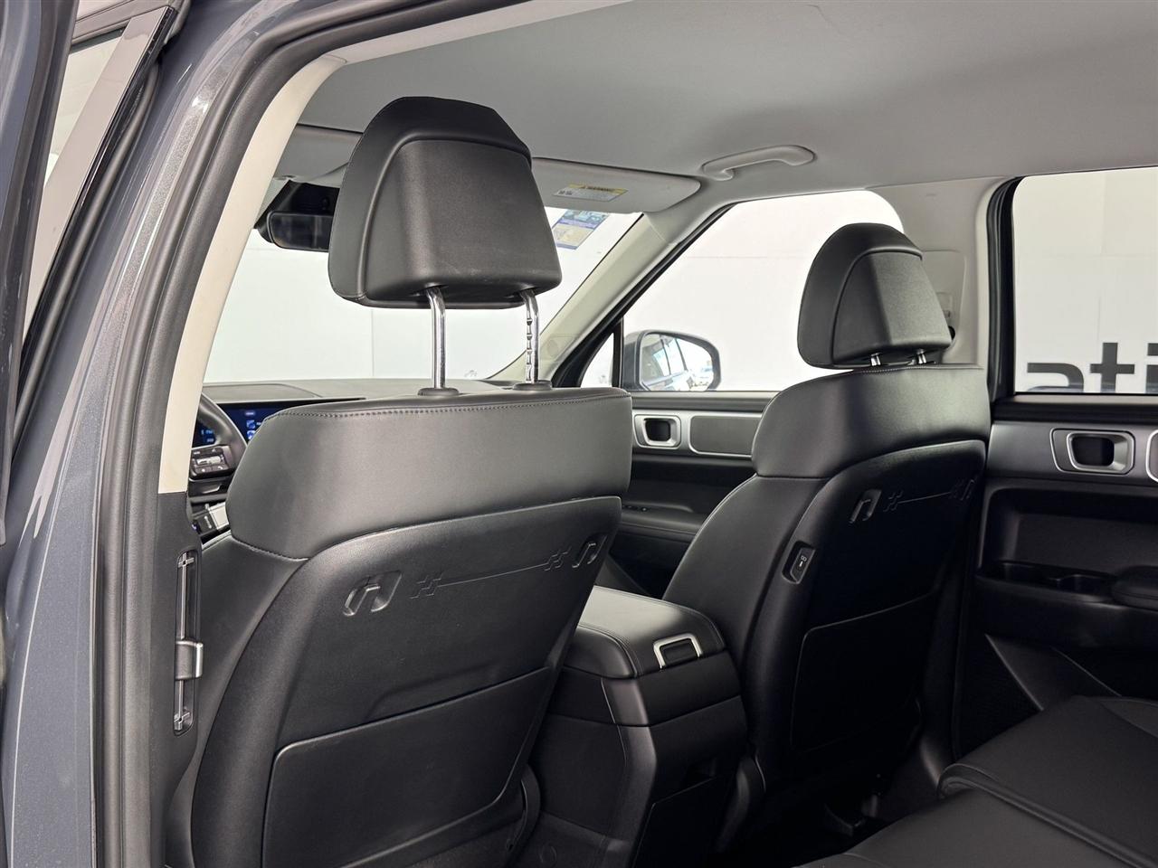 Hyundai Santa Fe SEL AWD 2026