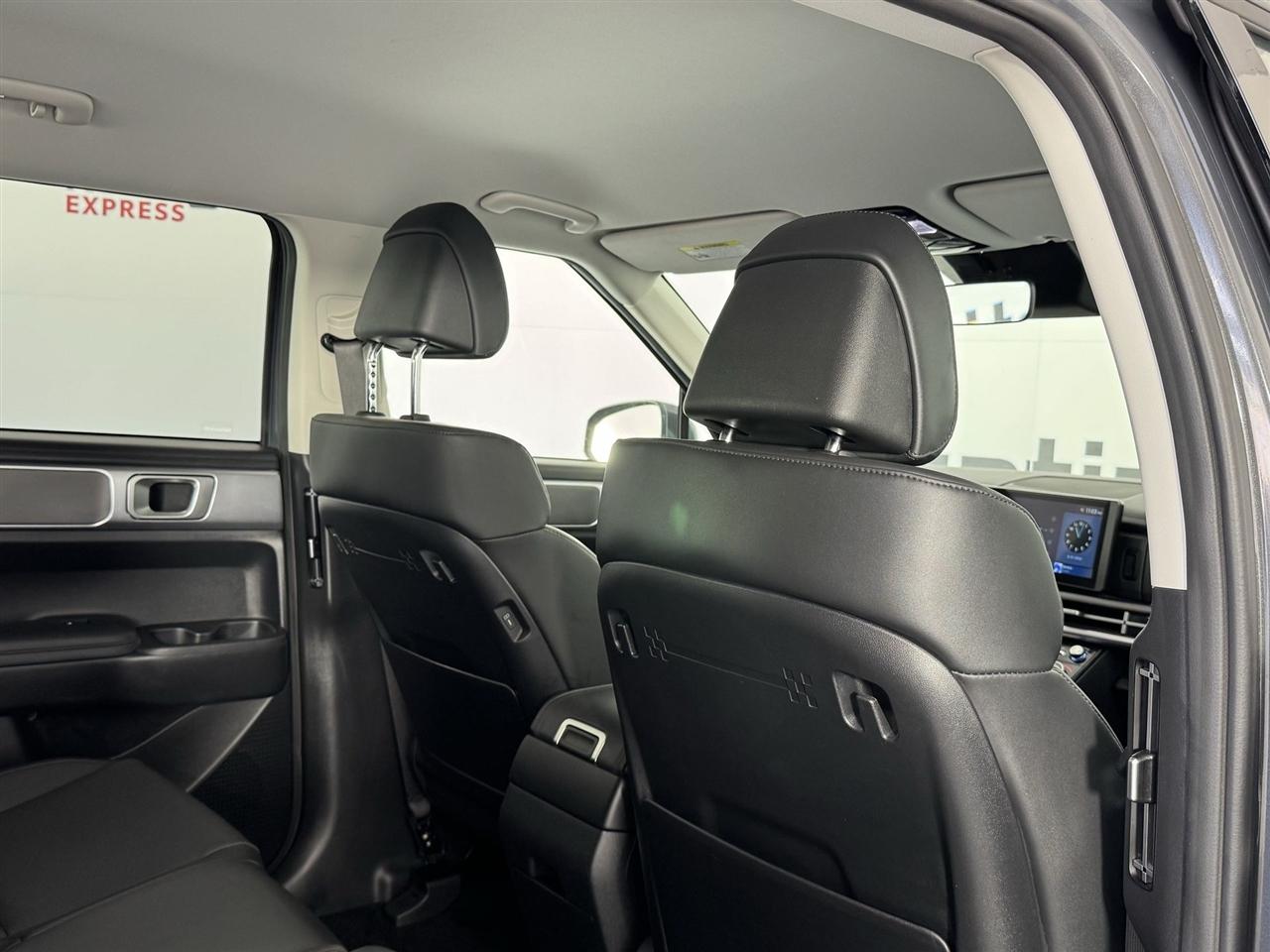 Hyundai Santa Fe SEL AWD 2026