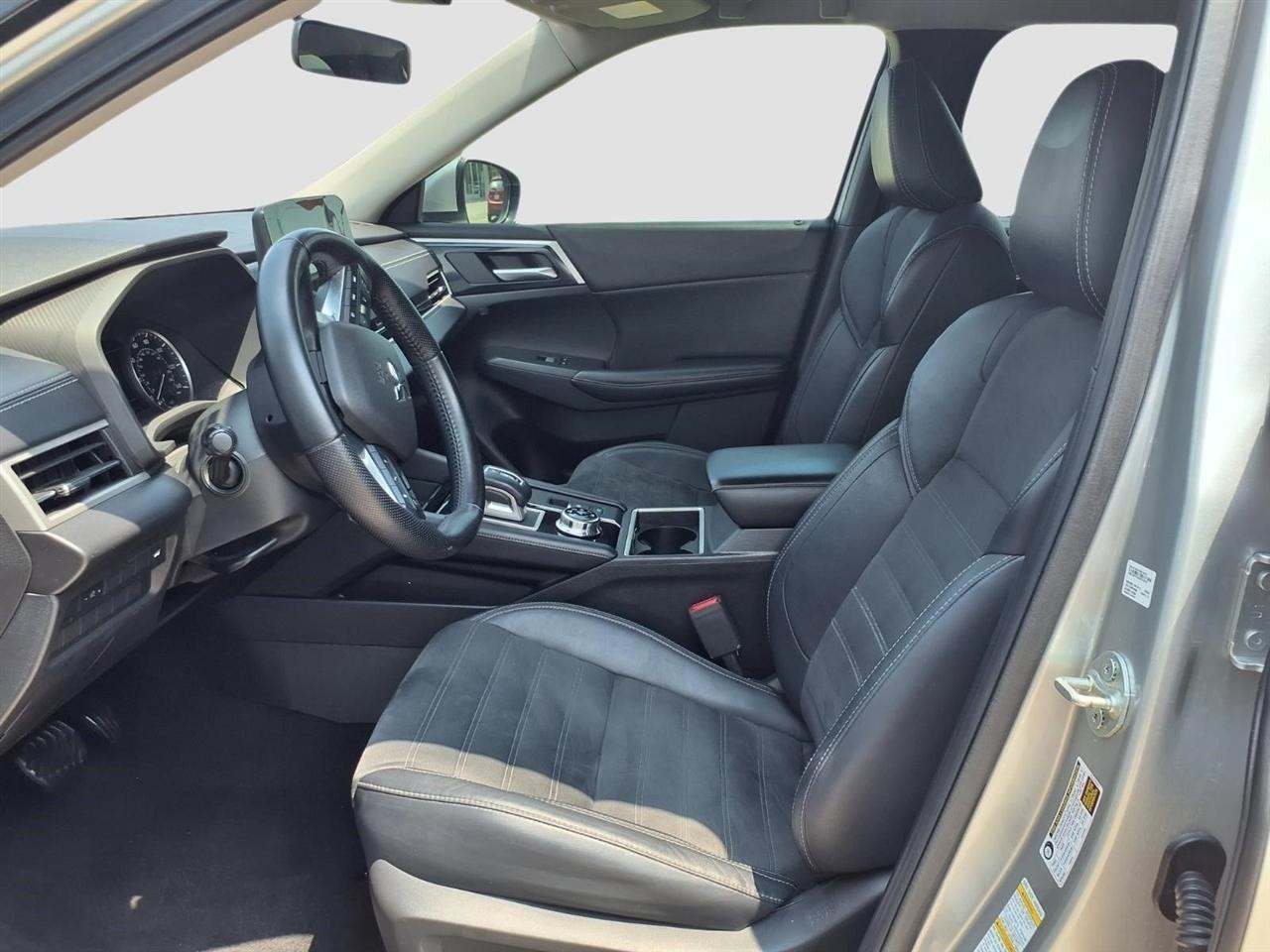 Mitsubishi Outlander SE 4WD 2022