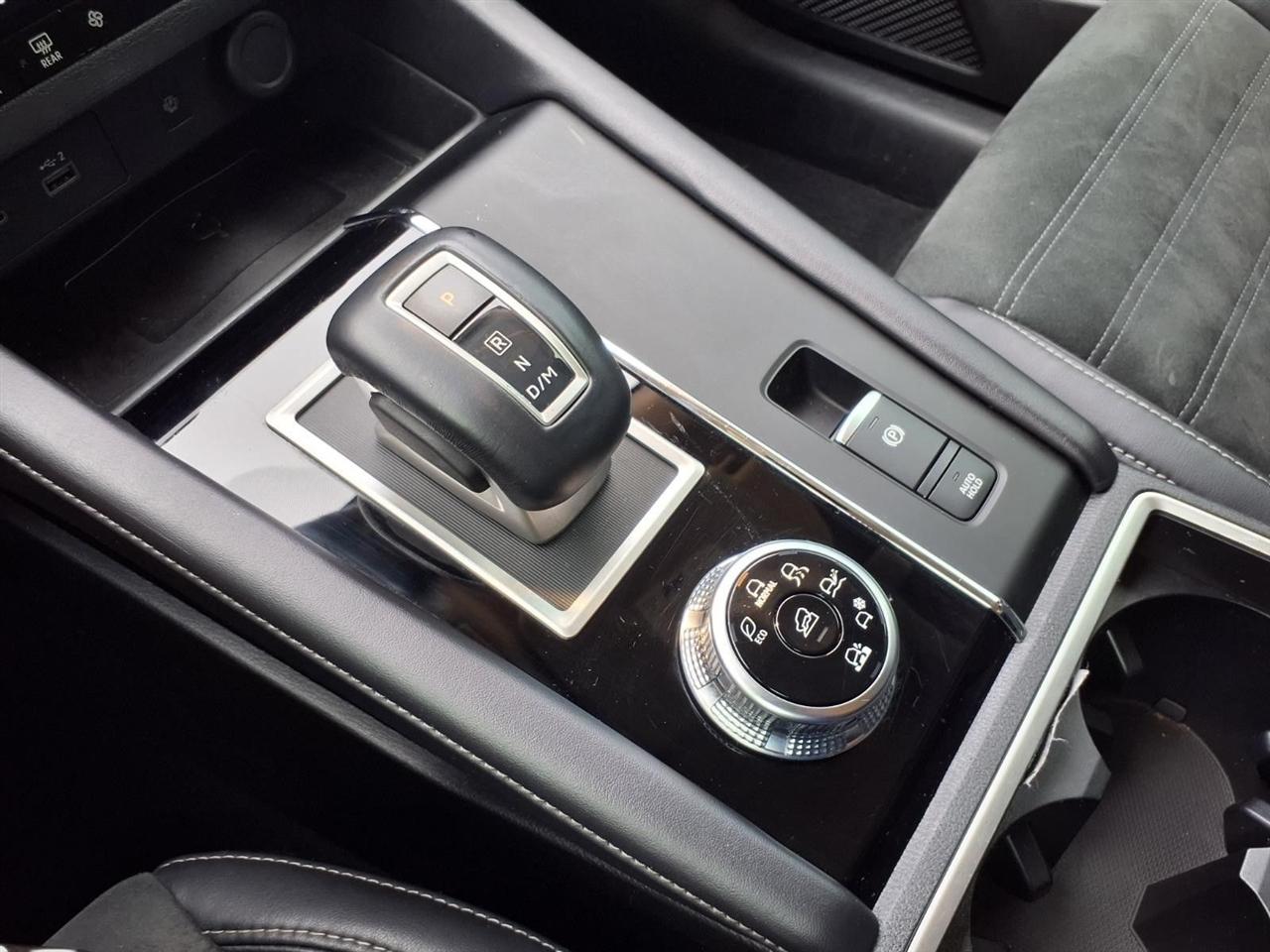 Mitsubishi Outlander SE 4WD 2022