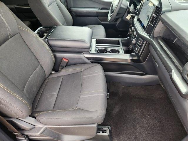 Ford F-150 STX SuperCrew 2WD 2025