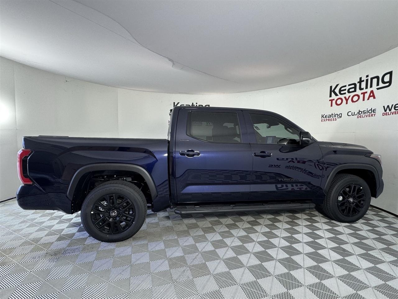 Toyota Tundra Limited CrewMax 2WD 2026
