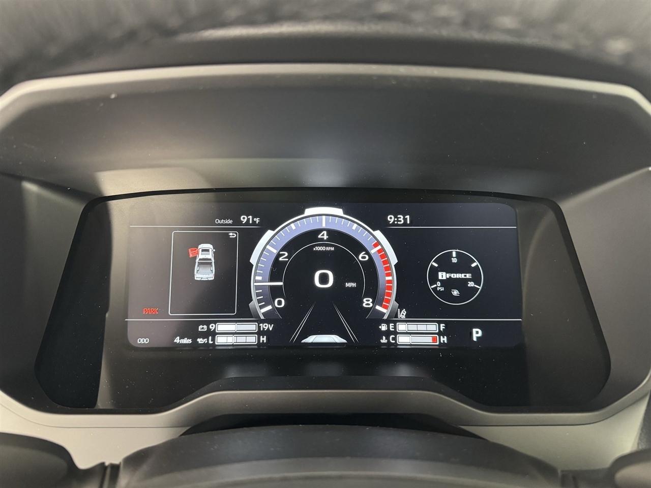 Toyota Tundra Limited CrewMax 2WD 2026